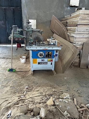 taxta dəzgah: Netmak frez dezgahı 
KRAL MAKİNA — 1