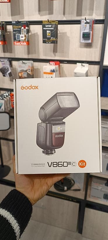 Godox V860 III