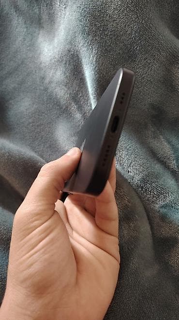 iphone 6s islenmis: IPhone 16, 128 GB, Qara — 4