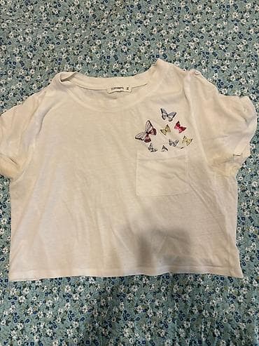 Brend: Terranova Model: Qısa kəsimli T‑shirt - Rəng: açıq krem/ağ