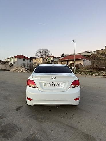 mersedes satilir: Hyundai Accent: 1.6 l | 2015 il Sedan — 3