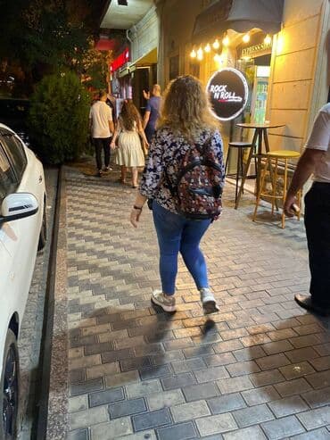 bakı tikiş evi ünvanları: İçəri şəhər metrosuna yaxın Torqovuya yaxın əşyali təmirli 1 otağlı — 10