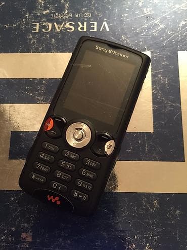 W800 kohne madel antik telefon tam idial tam orijinal ishlek lalafo.az -da W800 kohne madel antik telefon tam idial tam orijinal ishlek