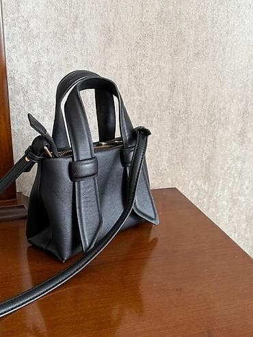 daş val: Qara mini çiyin/əl çantası - Material: yumşaq eko‑dəri - Rəng — 1