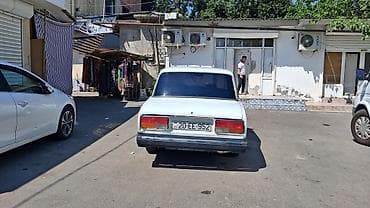 daewoo super saloon: VAZ 2107, ağ rəng, sedan kuzov. Xüsusiyyətlər: - Arxa ötürücülü, 4 — 4