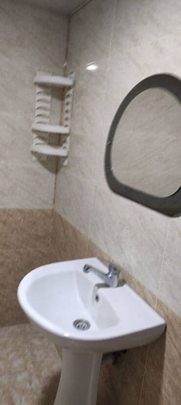 ehmedlide kiraye evler 3 otaqli: Yasamalda Yasamal parkına yaxın 10 mertebeli binanın 3-cü — 13