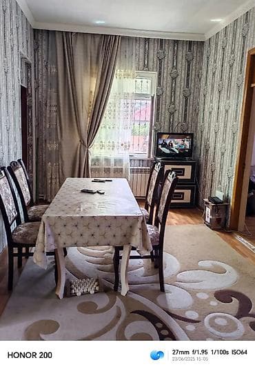 9 mkr satilan evler: Sebai rayon 20 - ci sahe ərazisində yerləşən 3-otaqlı heyet satilir — 5