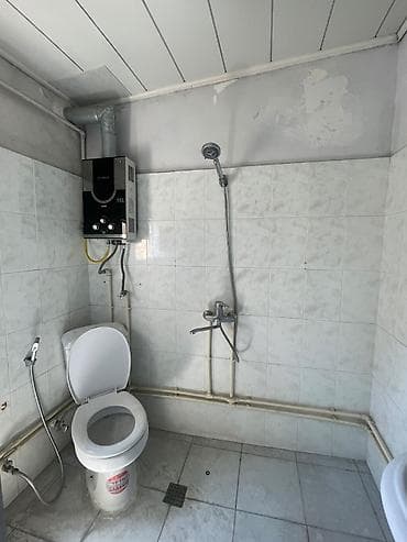 qobuda kiraye ev: Gənclik metrosu yaxınlığı kuala park 200 azn verilir. 13 kvm — 4