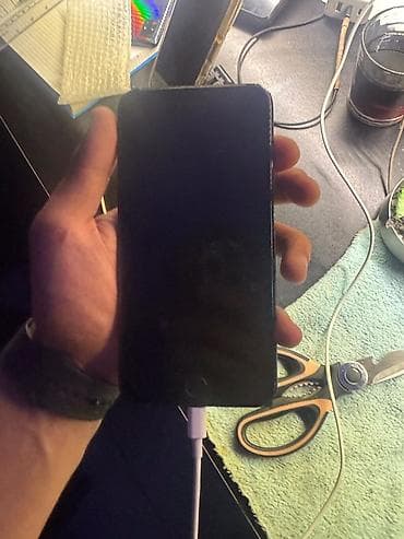 iphone 8 pkus: IPhone 7 Plus, 128 GB, Qara, Barmaq izi — 3