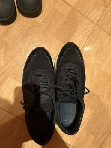 krasofka qiz ucun: Qara rəngli kişi idman ayaqqabısı - Material: üst hissə kombinə — 2