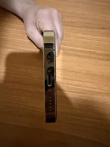 Фото и видеокамеры: IPhone 14 Pro, 256 ГБ, Matte Gold, Face ID — 5