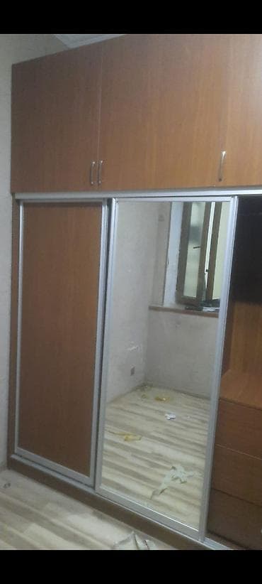 dekor ref: Geniş tutumlu sürgülü qapılı şkaf - Material: ağac teksturalı — 1