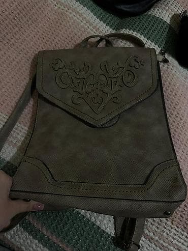 Çantalar: Qadın çantası – bel/çiyin üçün - Rəng: zeytun-yaşıl (mat tonda) - — 1