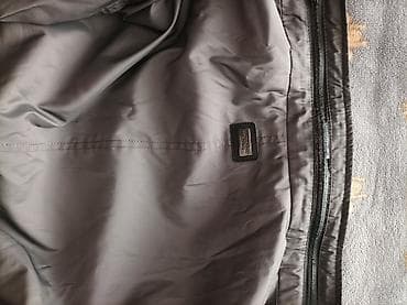 kurtka turkce: White house.hec bir ciriq,sokuyu yoxdur.Olcu 48(L,XL olcuyə uygundu) — 2