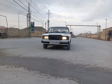 belarus tekerleri: Model: Lada 2107 (VAZ 2107) sedan Kuzov: 4 qapılı, ağ rəng Yürüş/il — 6