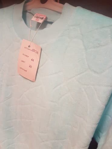 giyim: ● K O F T A ● Məxmər. Təzə. Hindistan istehsalı. Ölçüsü : - — 5