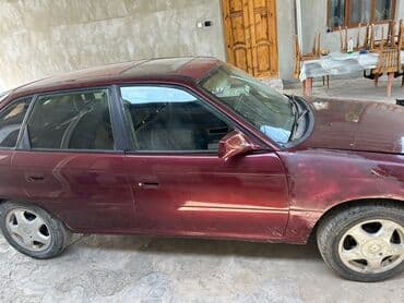 турбаза автомобиль: Opel Astra: 1.6 л | 1997 г. 299500 км Хэтчбэк — 3