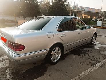 Digər nəqliyyat: Mercedes-Benz E-Class: 2 l | 1996 il Sedan — 4