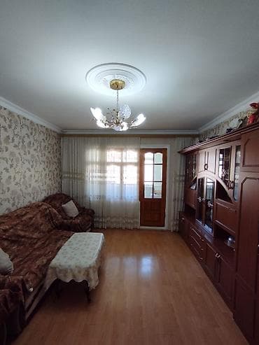 kirayə evler zabrat: Sumqayıt şəhəri, 13 mkr, 9/1 i, 2 otaq 3 otaqlıya düzəlib,otaqların — 6