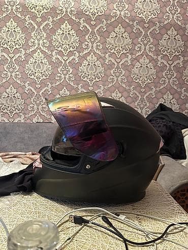 vaz guzgu: Məhsul: CROWN Racing tam üzlü motosiklet dəbilqəsi Xüsusiyyətlər: - — 7