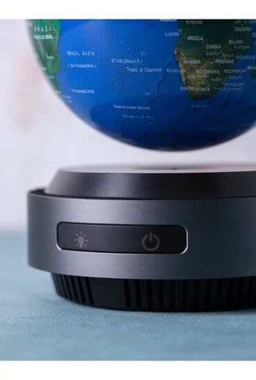 Güzgülər: Təsvir Avtomatik qaldırma funksiyası ilə havaya qalxan işıqlı qlobus — 3