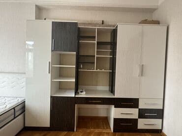 İşlənmiş, Açılan, Düz dolab, Qarderob, paltar dolabı