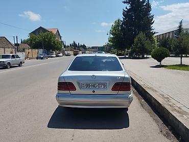 starter mersedes: Mercedes-Benz E 270: 2.7 l | 2001 il Sedan — 4