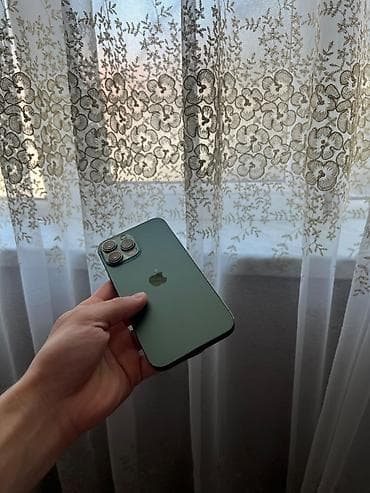 redmi not 16: IPhone 13 Pro Max, Alpine Green, Face ID — 2