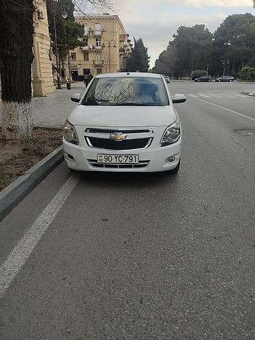 bmw sedan: Gundelik 35 manat rayonlara çixis var hara isdesez serbest.profilnen — 1