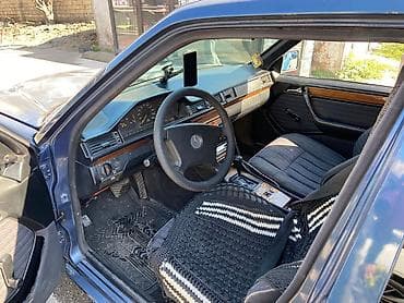 lider disk: Mercedes-Benz W124 sedan - Kuzov: 4 qapılı sedan, mavi rəng - — 6