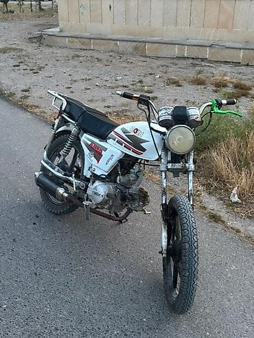 Salam moto təcili olaraq satılır heç bir prablemi yoxdu ətraflı — 3