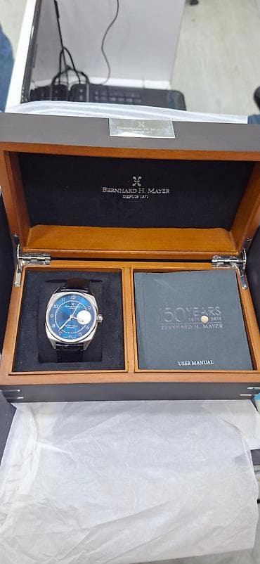 Qol saatı, Bernhard Mayer, rəng - Mavi