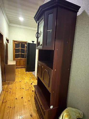 Rəflər: Açılan, 2 qapılı Düz dolab, Kitab dolabı — 2