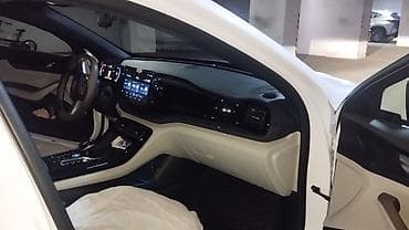 sedan maşın: BYD Qin Plus: 1.5 l | 2024 il 6160 km Sedan — 7