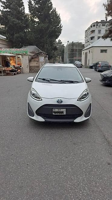 evde iw elanlari: Taksi sürücüsü tələb olunur, Avtomobilin icarəsi, Gündəlik ödəniş, 1-2 illik təcrübə — 2