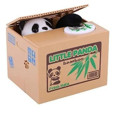 Paňda kassa.qepikleri Panda goturub kassâya yigır. metroya pulsuz