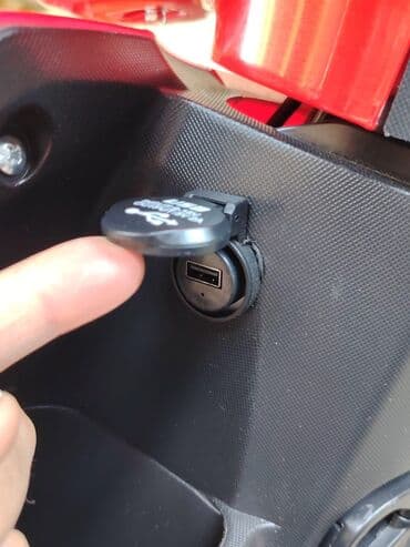 Motonəqliyyatın icarəsi: - Ziqzaq, 50 sm3, 1200 km — 12