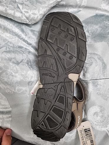 səndəl ayaqqabı: Məhsul: Decathlon Quechua Arpenaz Sandal 50 – bej rəng Ölçü: EU 48 (US — 4