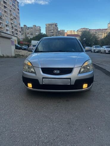 lada kalina 2005: Kia Rio: 1.5 l | 2008 il Sedan — 3