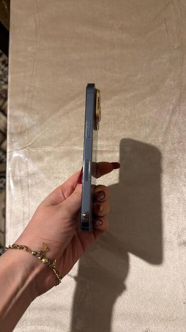 Lincoln: IPhone 13 Pro, Space Gray, Face ID — 6