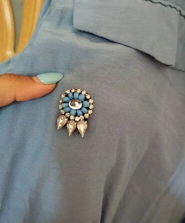 qaş sabitləyici: S razmerdi. 1 defe geyinmisem cemi. Qaslari hamisi yerindedi. Baha — 2