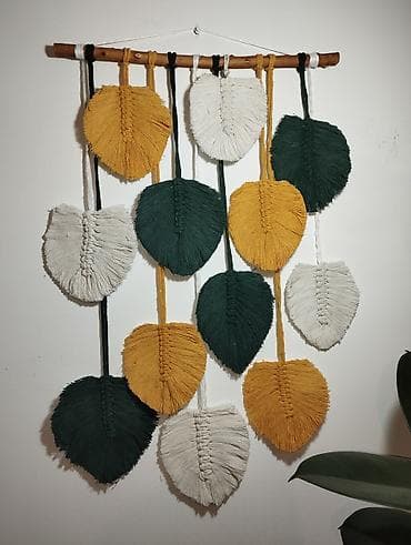 Isdelinen makrame dekor