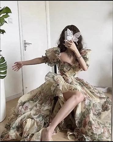 Romantik çiçək naxışlı ziyafət-gecə geyimi - Stil: Vintage ilhamlı — 2