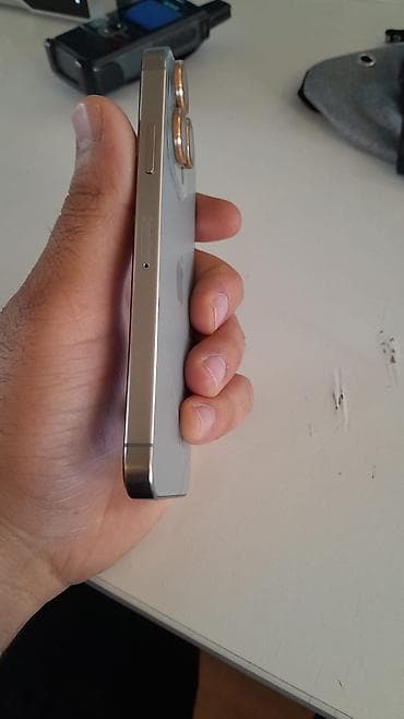 telefon honor 10: IPhone X, 64 GB — 3