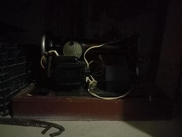ev masin: Elektrik tikiş maşını – retro model, qutu və pedalla - Korpus — 4