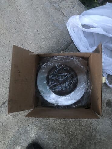 Əyləc diskləri: Ön, Mercedes-Benz Mercedes Benz W211, 2008 il, İşlənmiş — 4