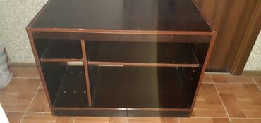 подставка для цветов: İşlənmiş, Düz TV altlığı, Polkalı, Taxtalı, Azərbaycan — 2