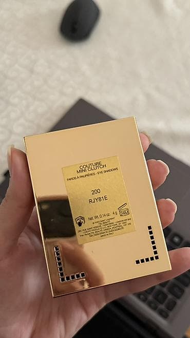 ysl canta: YSL Couture Mini Clutch – 4‑lü göz kölgəsi palitrası Emporium-dan 150 — 5