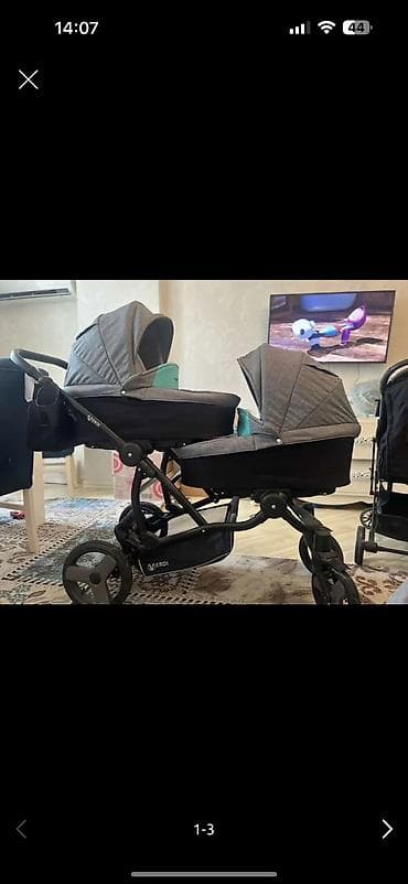 Столы для кормления: Polwa istehsali Olan Ekiz kolyaskasi.2400 manata alinib.4 hisseden — 1