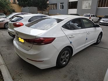 koreyadan masin: Hyundai Avante: 1.6 l | 2017 il Sedan — 3